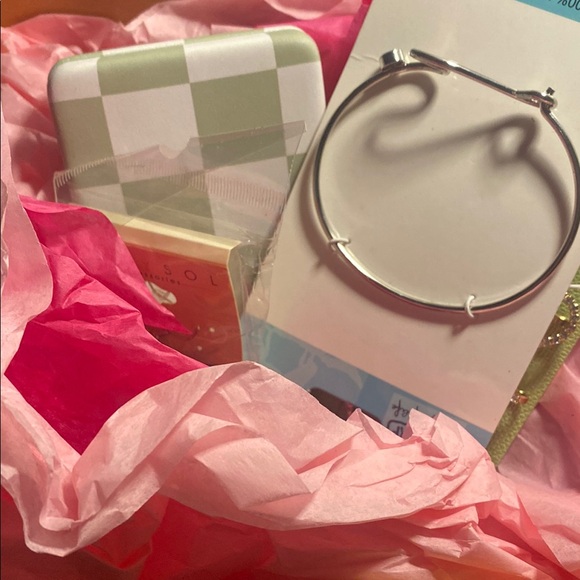 Jewelry - BUNDLE JEWELRY: Silver Bangle Bracelet, travel jewelry box, +more